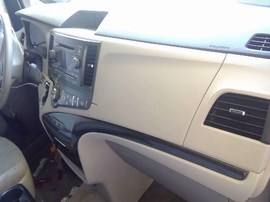 2014 TOYOTA SIENNA, WHITE, LE MODEL, 3.5L, AT, FWD,   Z25178